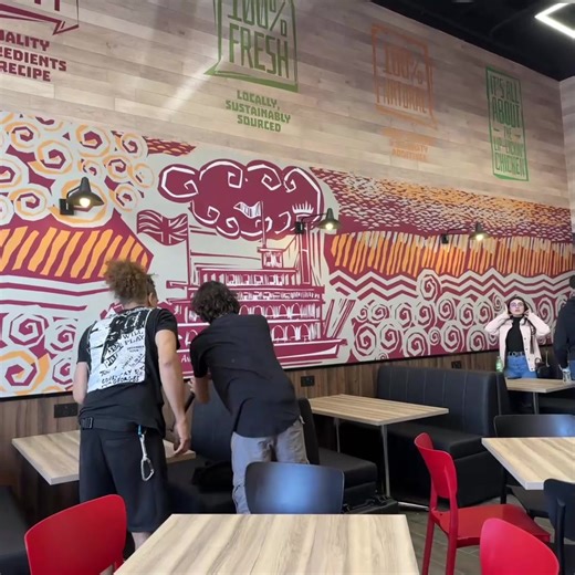 Come and join us at SFC Luqa: https://maps.app.goo.gl/FAtZEUpuZjU1GhwG6 Interested in a franchise? Join the family at: www.southernfriedchicken.com franchisingexpert@fast-food-systems.co.uk 44 (0) 118 944 5145 | Southern Fried Chicken