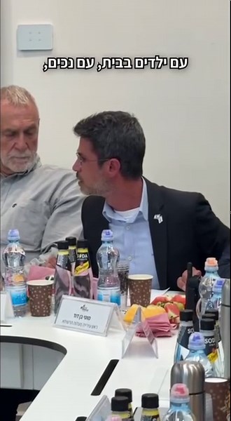 ראש עיריית קריית שמונה, אביחי שטרן, תקף את הממשלה: "מרגיש שהמדינה נלחמת בי" - i24NEWS