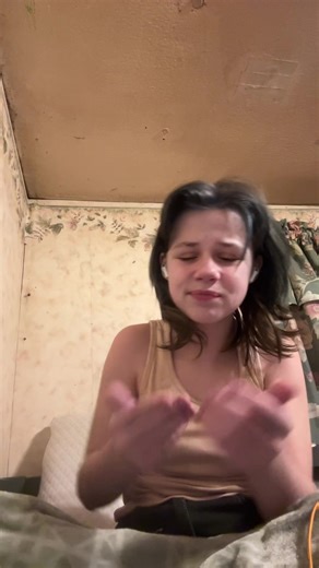 Giyuu's missing arm (@giyuusmissingarm0)’s videos with original sound - Giyuu's missing arm