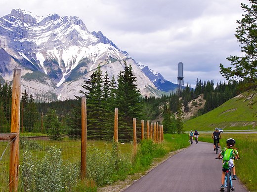 25 places every Canadian kid should see - Today's Parent