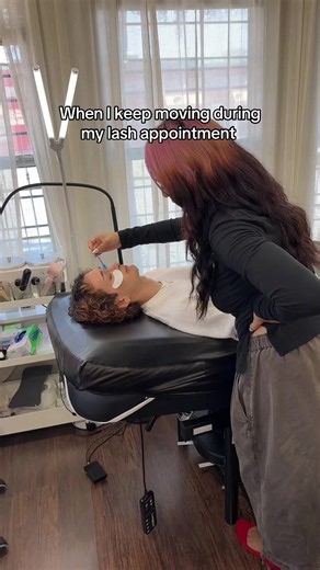 I can’t lay still I’m sorry 😣🤪also my lashes look soooooo good!!!!#lashlift #lashes #austin #latina #comadre