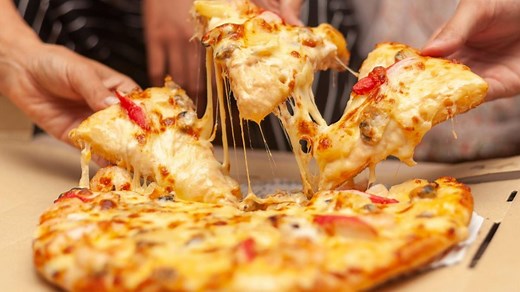 You Should Always Order Your Pizza Uncut. Here's Why. | Mashed