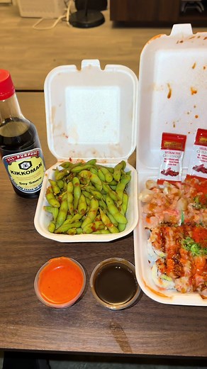 Delicious Spicy Edamame and Salmon Sushi Recipe