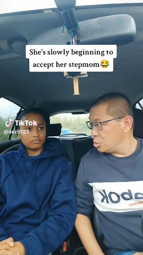 Building a Bond: Accepting Your Stepmom