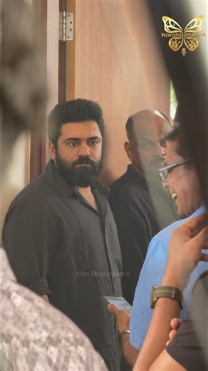 Nonstop Makers on Instagram: "😔 പരിചയമില്ലാത്ത ആൾ ശ്രീനി ചേട്ടന്റെ വീട്ടിലേക്ക് കയറിയപ്പോൾ നിവിൻ തടയുന്നു😔 #nivinpauly #shortsfeed #shorts"