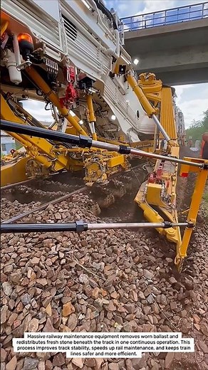 Railway Ballast Cleaning Machine