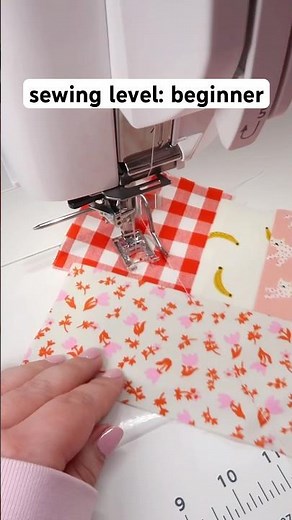 DIY quilted zipper pouch ❤️ Sewing pattern and video tutorial for beginners (and quilters) #sewing