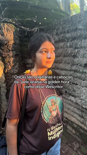 E ninguém tira isso da minha cabeça Pele laranja na Golden Hora Traz a vanguarda da nova era Revolucionando a atmosfera - Wescritor Tupinambá