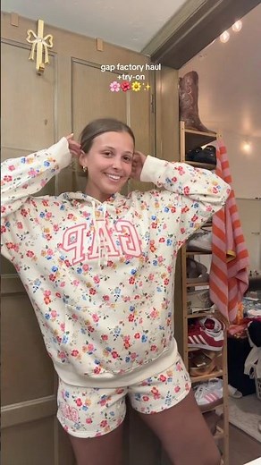 ‪@Gap‬ factory try on & haul! this floral sweat set makes me so excited for spring! 🩷✨ #sweatset