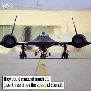 Behold the SR-71, the fastest plane to ever exist! 😨 NASA - National Aeronautics and Space Administration | UNILAD Tech