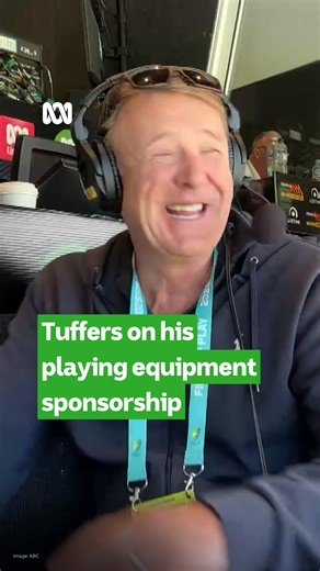 "They paid me not to use their gear …" 😂 📻📱Catch every ball this summer. Live and ad-free on ABC listen: https://ab.co/47Xz4c2 💻📝 Live blog: https://ab.co/4jeDsbV | ABC Sport