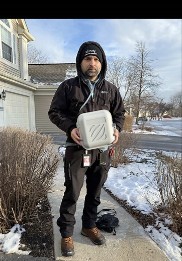 Cable Technicians Needed – Chicago, IL Would you like to join our team as Cable Technicians? 🔹No prior experience required – full training provided 🔹No truck? Leasing options are available Contact us to apply or learn more. #chicagojobs #cabletechnicianchicago #cabletechnician #koscomcable #técnicodecable #cabletechlifechicago