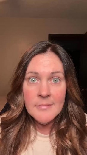 ❤️ It’s Date Night Y’all! Using my all-in-one palette from Seint, I created a quick, semi-glam look that I love! 🎨 Comment “Match” for more information on creating ypur custom, all-in-one palette. #DateNight #ColorMatch #SeintBeauty #Allinone #MyLove #DinnerDate #FiftyOneAndHavingFun #Simplicity #CreamMakeup | Beauty By Lisa with Seint