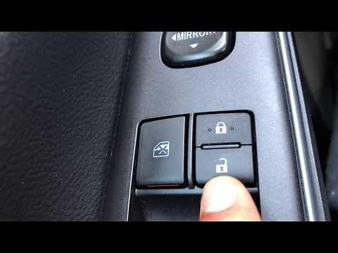 TOYOTA CAMRY - HOW TO LOCK AND UNLOCK DOORS