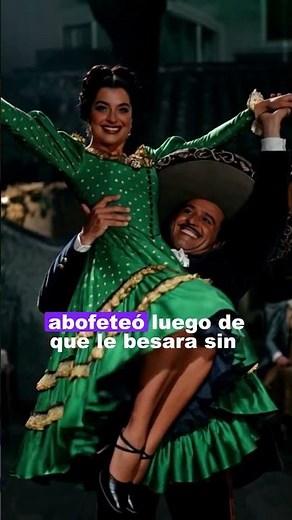 Elsa Aguirre was kissed by Pedro Infante #classiccinema #mexicancinema #elsaaguirre #pedroinfante
