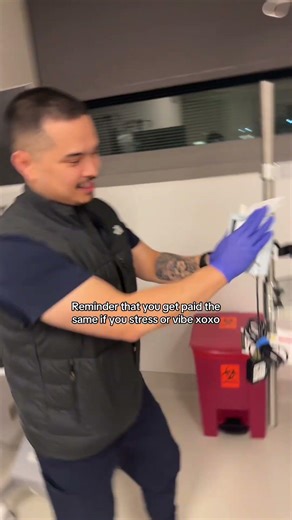 You get paid the same either way, so just vibe 💅🏽🏥 #positivevibes #nursehumor #dance