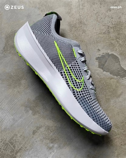 A QR code gives quick tips on care and repair. Step into the future with the Nike Interact Run. ⚡ Price on zeus.ph: ₱3,865.50 Original price: ₱̶4̶,̶2̶9̶5̶.̶0̶0̶ Check out the Nike Interact Run here: https://tinyurl.com/mryr9n8b #NikeRunning #NikeInteractRun #NikeFlyknit | Zeus PH