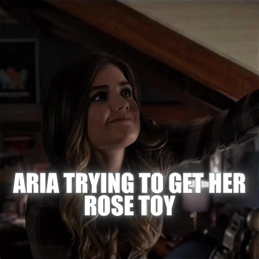 LINDSEY SHAW. #lindseyshaw#paigemccullers#prettylittleliars#fy#viral LINDSEY SHAW AS PAIGE MCULLERS IN PLL ENDING EMILY FIELDS ARIA MONTGOMERY HANNA MARIN SPENCER HASTINGS AND ALISON DILAURENTIS