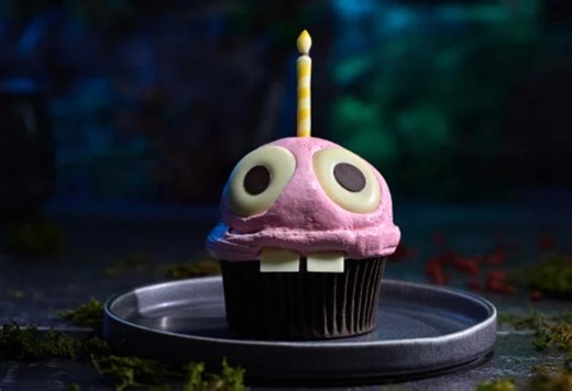 Universal Orlando’s Halloween Horror Nights 2025 Food and Drink Lineup Revealed: FNAF Cupcakes and More!