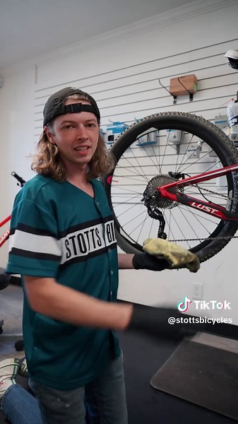 DIY Chain Cleaner: Easy Tips for Cycling Maintenance