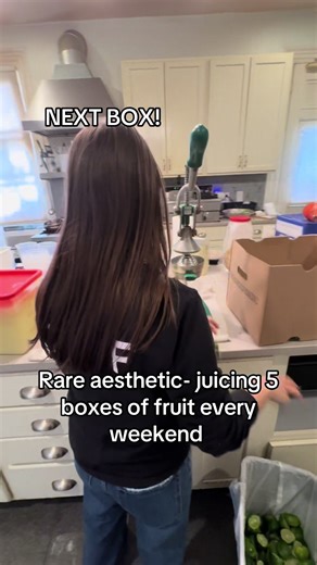 Juicing Fresh Fruit: Behind the Scenes Experience
