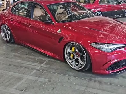 阿尔法罗密欧giulia。#P008B-00低压燃油系统压力性能-过高，P0627-00 - 燃油泵“A”控制电路高. P062A-00 - 燃油泵“A