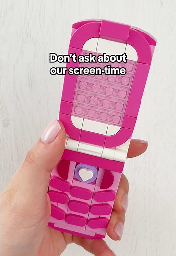 The Ultimate Flip Phone LEGO Experience