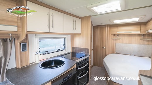 We've got a Lunar Quasar 544 2015 for you! This 4 Berth caravan can be yours for £16,166 Get an additional £750 off an £500 Awning Voucher £250 to spend in our shop! Features: ⭐ Fixed Bed ⭐ End Washroom ⭐ Water heater ⭐ Cassette toilet ⭐ Separate Shower ⭐ Battery Charger ⭐ Wet central heating system ⭐ Alarm ⭐ TV Directional Aerial ⭐ Stereo system ⭐ Hitch head stabiliser ⭐ External gas BBQ ⭐ PLUS MORE ENQUIRE NOW 👉 👉 👉 https://www.glossopcaravans.co.uk/used-caravan-lunar-quasar-544-2015-cg5261