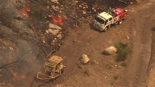 A bushfire burns in Bullsbrook in Perth's north.
