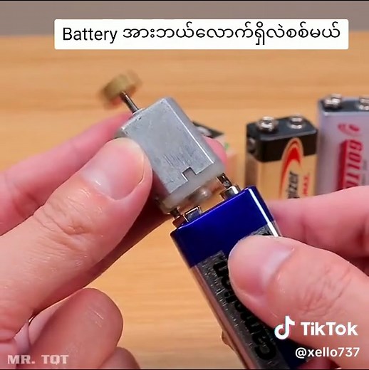 Exploring Electronic Components and Battery Connections