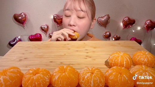 コストコのみかん美味しい😋 Mandarin Orange😋 #みかん #コストコ #咀嚼音 #大食い #食べる音 #asmr #asmrsounds #asmrvideo #eating #eatingshow #eatingsounds #mukbang #youtube #miyuasmr #food