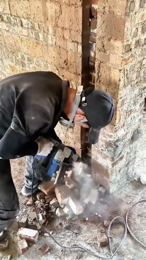Techniques for Demolishing Brick Walls Using a Demolition Machine: Fast & Neat #shorts