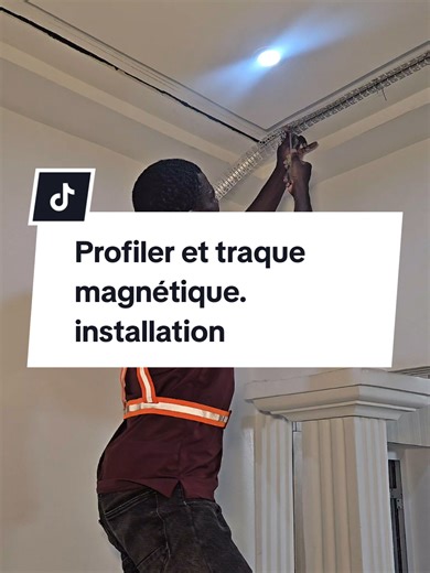 ✨ Une bonne installation fait toute la différence dans l’éclairage d’une maison. L’installation des profilés et tracks magnétiques permet : ✔️ un éclairage moderne et bien structuré ✔️ une intégration parfaite dans le plafond placo ✔️ un rendu esthétique et haut de gamme ✔️ une meilleure répartition de la lumière Chaque détail compte pour obtenir un résultat propre, élégant et durable. Avec LPB – LIGHT PRO BENIN, nous réalisons des installations professionnelles pour villas, bâtiments et espaces