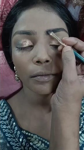 🎉💃 Simple Darkness Tan Glam Look | Golden Eye + Navy Blue Shadow | Kryolan Waterproof Base Tutorial