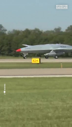 1.9M views · 10K reactions | This drone will conduct aerial refueling for other aircraft in the near future.  BOEING | Interesting Engineering | Facebook