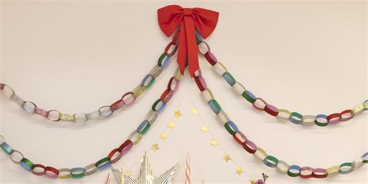 The paper chain trend going viral for Christmas 2025