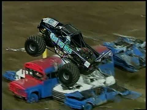 Monster Jam: Tour Crushers (2005)