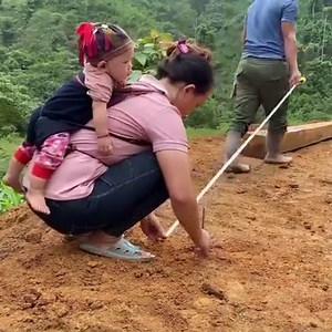 707K views · 6.5K reactions | The process of making a new house frame with his wife and children | Family Farm Life | Facebook