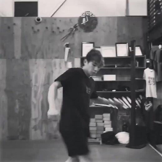 Ninja mode ⚔️#foryou #fürdich #trickinglife #fyp #tricker #trickster #best_tricking #tricks #combos #tricking #trickingboy #ninja #strong