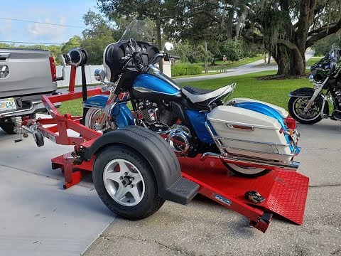 The best single bike trailer money can buy! Plus, an update on my DIY garage update...