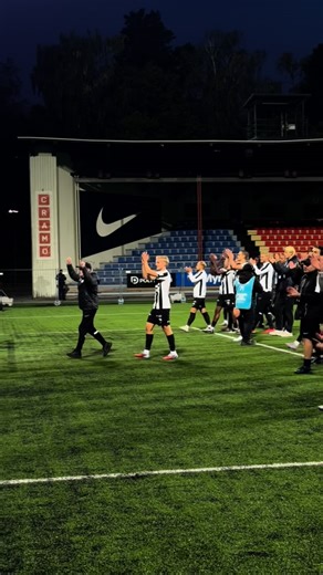 Vaasan Palloseura on Instagram: "Meidän Olavi ✨ Ensimmäiset Lemonsoftin liigaminuutit, ja mitkä kannustukset yleisöltä🖤🤍 #seuraaraitaa #vepsu #vaasa #vasa #veikkausliiga #lemonsoftstadion"