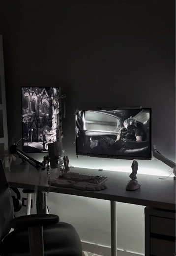 Embrace the Dark: Gothic Gaming Setup Ideas