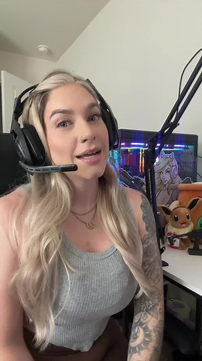 Unfortunately, it do be like that 😂 At least I have a bad ass computer tho 😎 @META PCs Use code MEGAN at checkout 🤘🏼 #metapc #gamer #twitchstreamer #gamertiktok