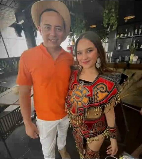 Historia de Andrea Monserrat Valdez García: Mi Trayectoria como Modelo