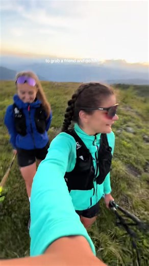 Tag a friend in the comments. 🥹 #hiking #friends #summer #fun #sports