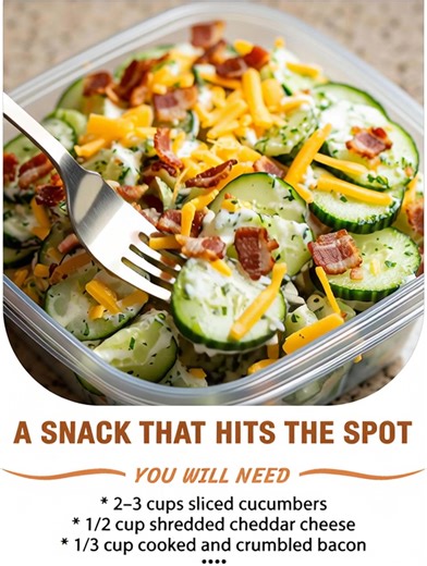 🥒🧀 A Snack That Hits the Spot 🧀🥒 Creamy, crunchy, and totally craveable—this quick cucumber snack is packed with flavor and ready in minutes! 🥓✨ Ingredients : * 2–3 cups sliced cucumbers * 1/2 cup shredded cheddar cheese * 1/3 cup cooked and crumbled bacon ...... Full Recipe in Coʍmеոτ 💬 | Mama's Cooking Recipes