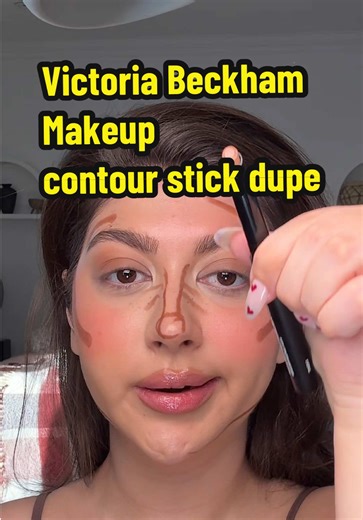 Everyone is obsessed with the Victoria Beckham contour stick, but it’s really pricey. In my opinion I found this one from @Smashbox Cosmetics in my opinion, it’s a great dupe I promise you it’s not an ad lol it’s very bendable I got it in three colours makeup shouldn’t be so expensive also my concealer is amazing it’s @Estée Lauder double wear concealer #makeup #contourstick #victoriabeckhamdupe #contour #makeupaffordable