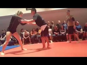 mujer vs hombre jiu jitsu