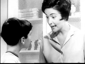 1950's Gleem Toothpaste Commercial 5 New Improved Gleem