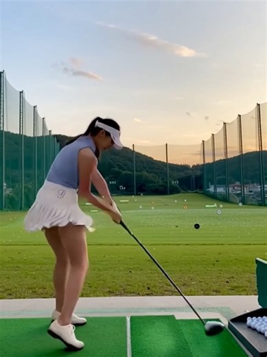 Master the Easy Swing for Consistent Golf Contact